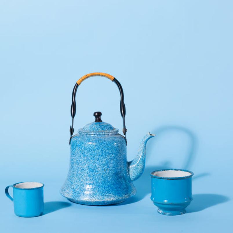 陶瓷質感的杯子 - 現代簡約風格